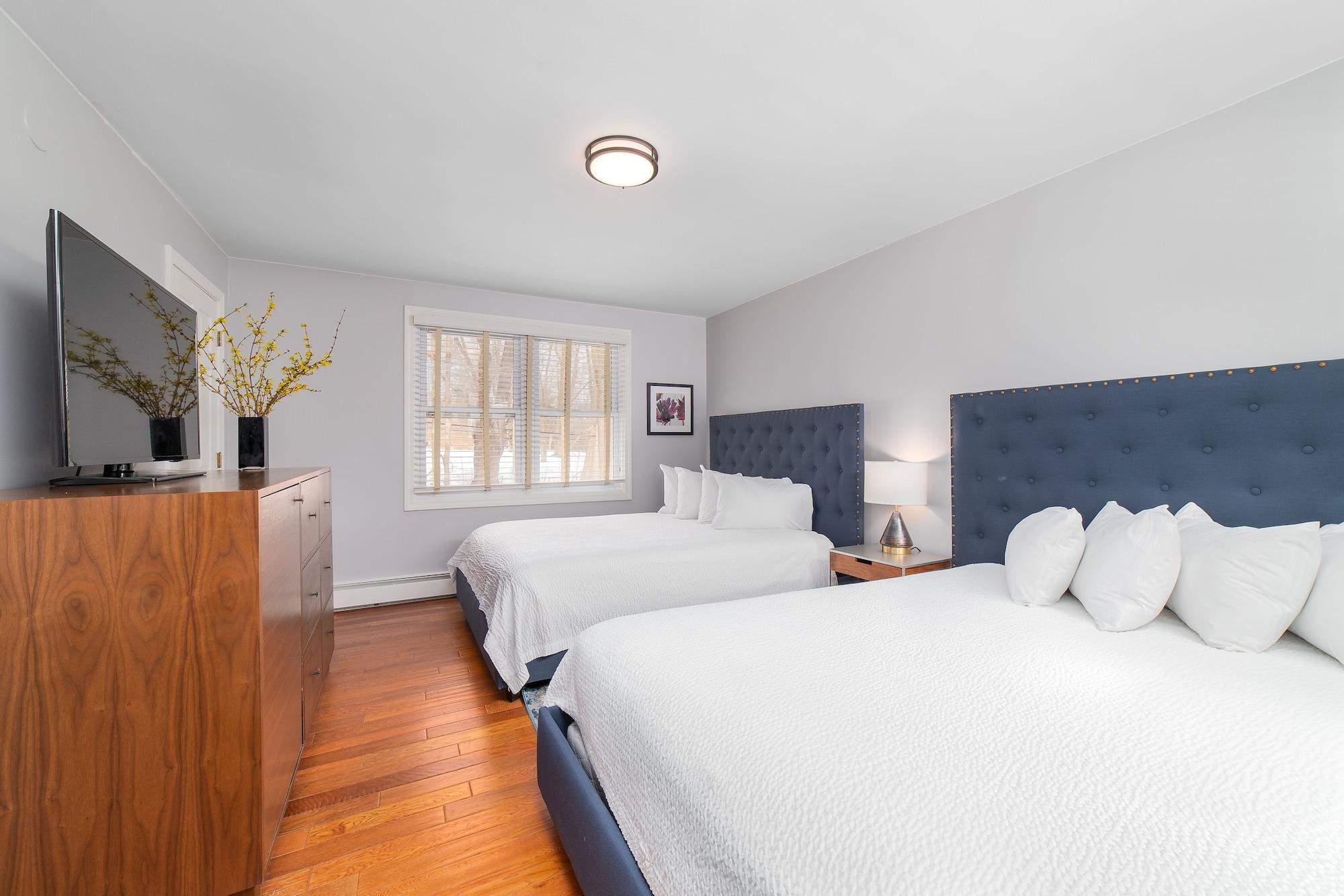 Seven Hills Inn Lenox Extérieur photo