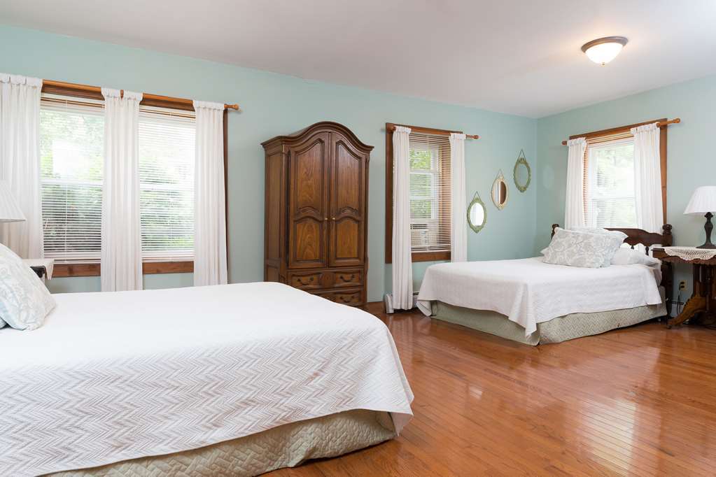 Seven Hills Inn Lenox Chambre photo