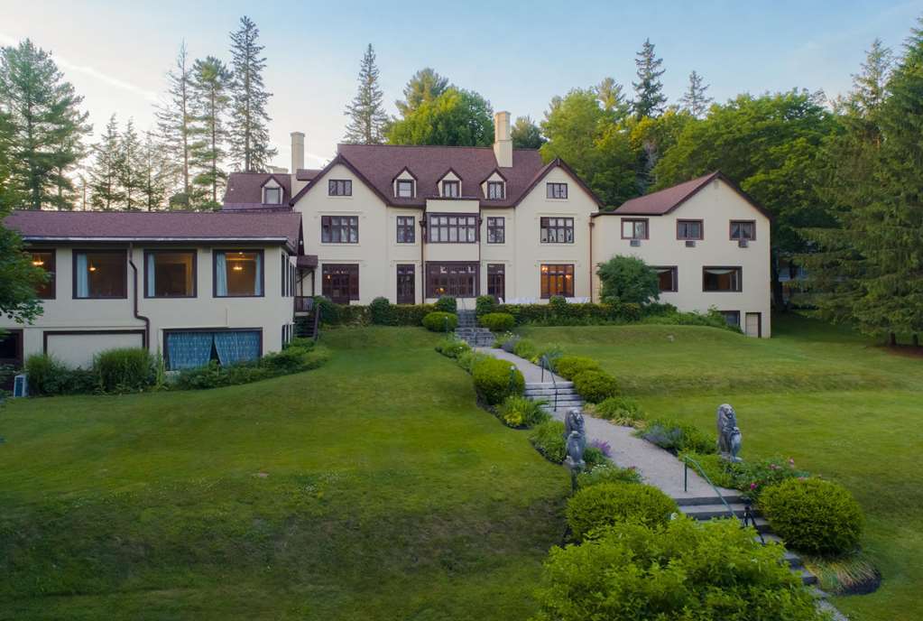 Seven Hills Inn Lenox Extérieur photo