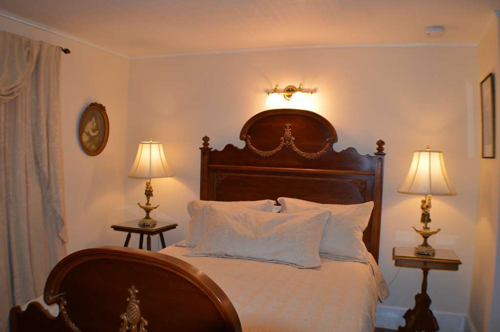 Seven Hills Inn Lenox Chambre photo