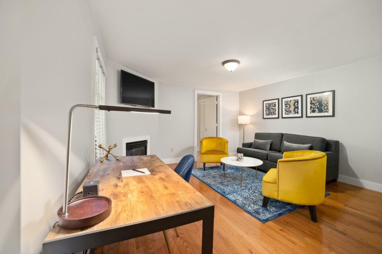 Seven Hills Inn Lenox Extérieur photo