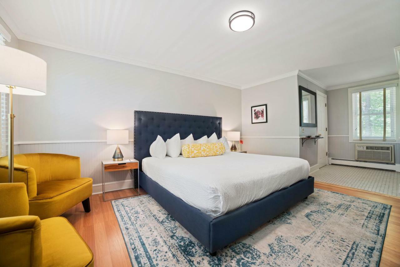 Seven Hills Inn Lenox Extérieur photo