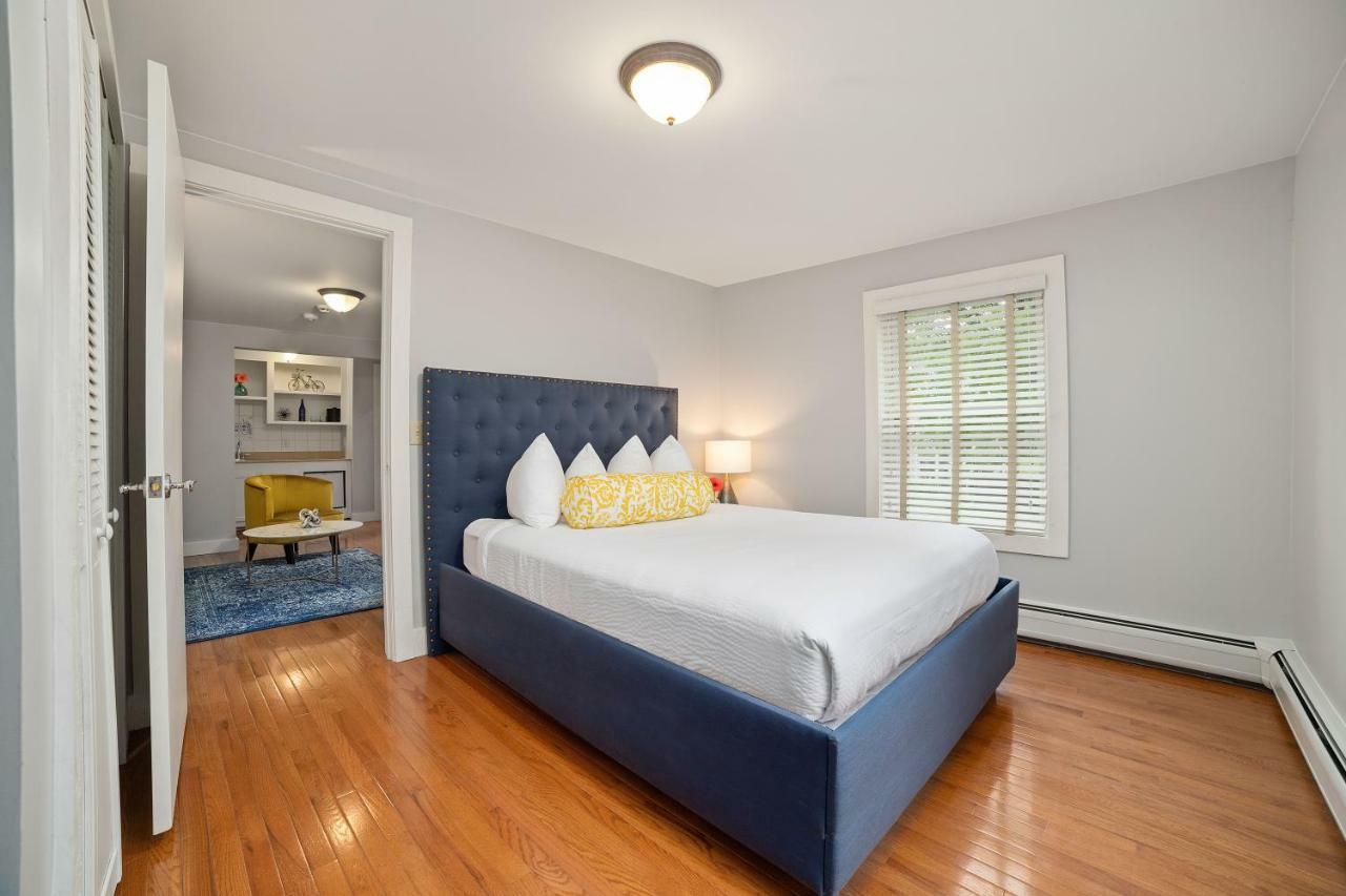 Seven Hills Inn Lenox Extérieur photo