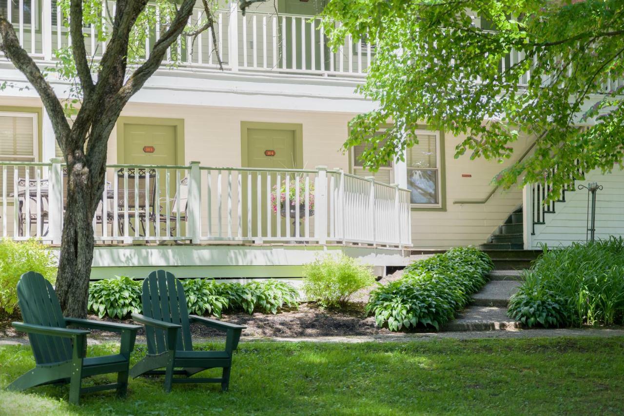 Seven Hills Inn Lenox Extérieur photo